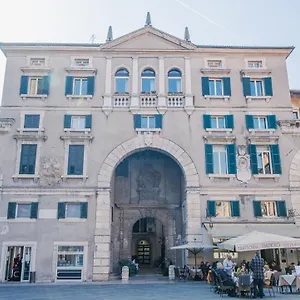 Guest house Domus Nova Palace - Italian Homing, Verona